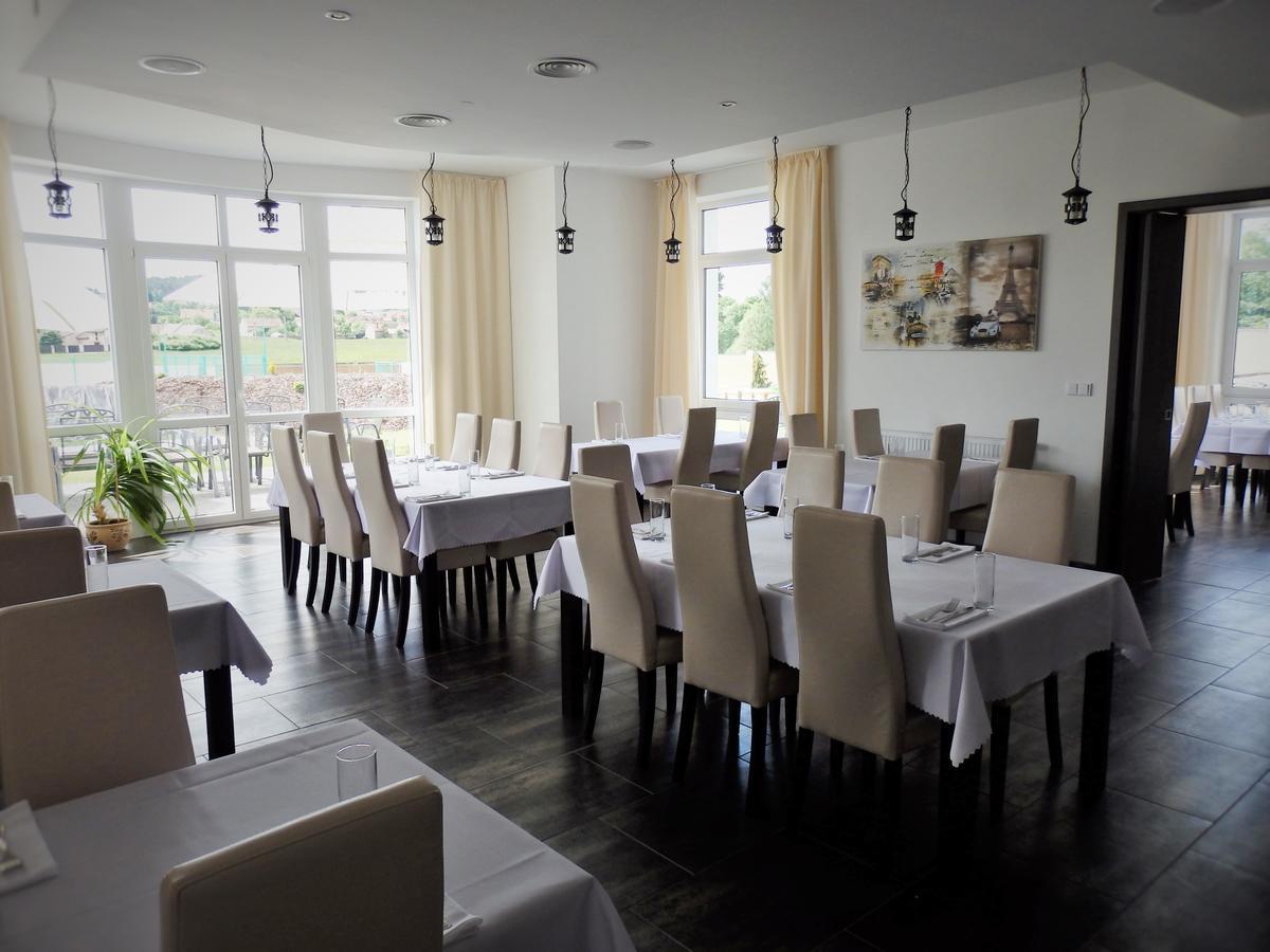Rezidence Holsin Otel Holsiny Dış mekan fotoğraf