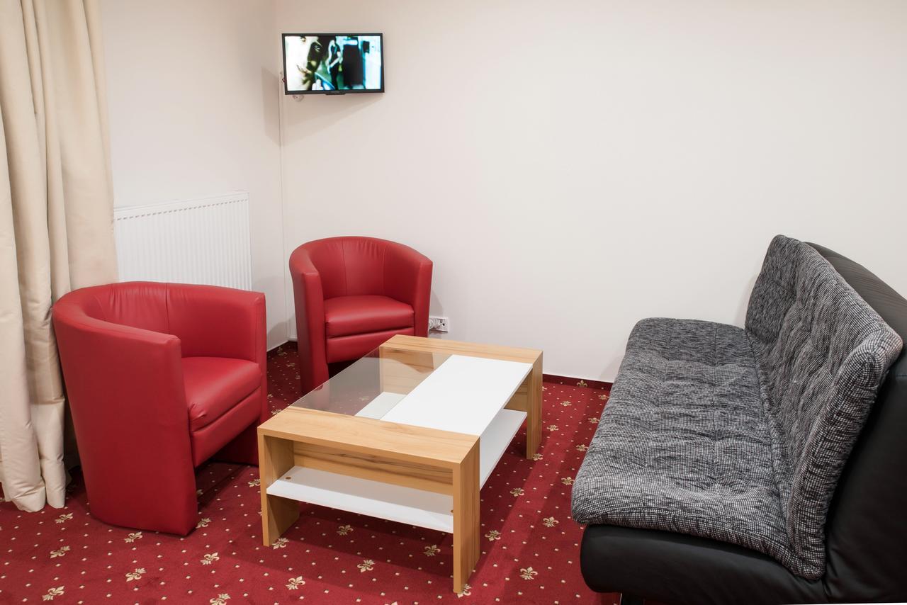Rezidence Holsin Otel Holsiny Dış mekan fotoğraf