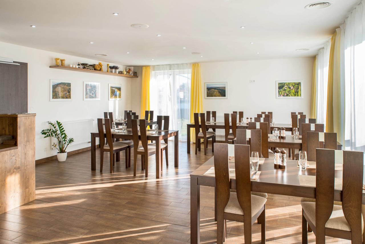 Rezidence Holsin Otel Holsiny Dış mekan fotoğraf